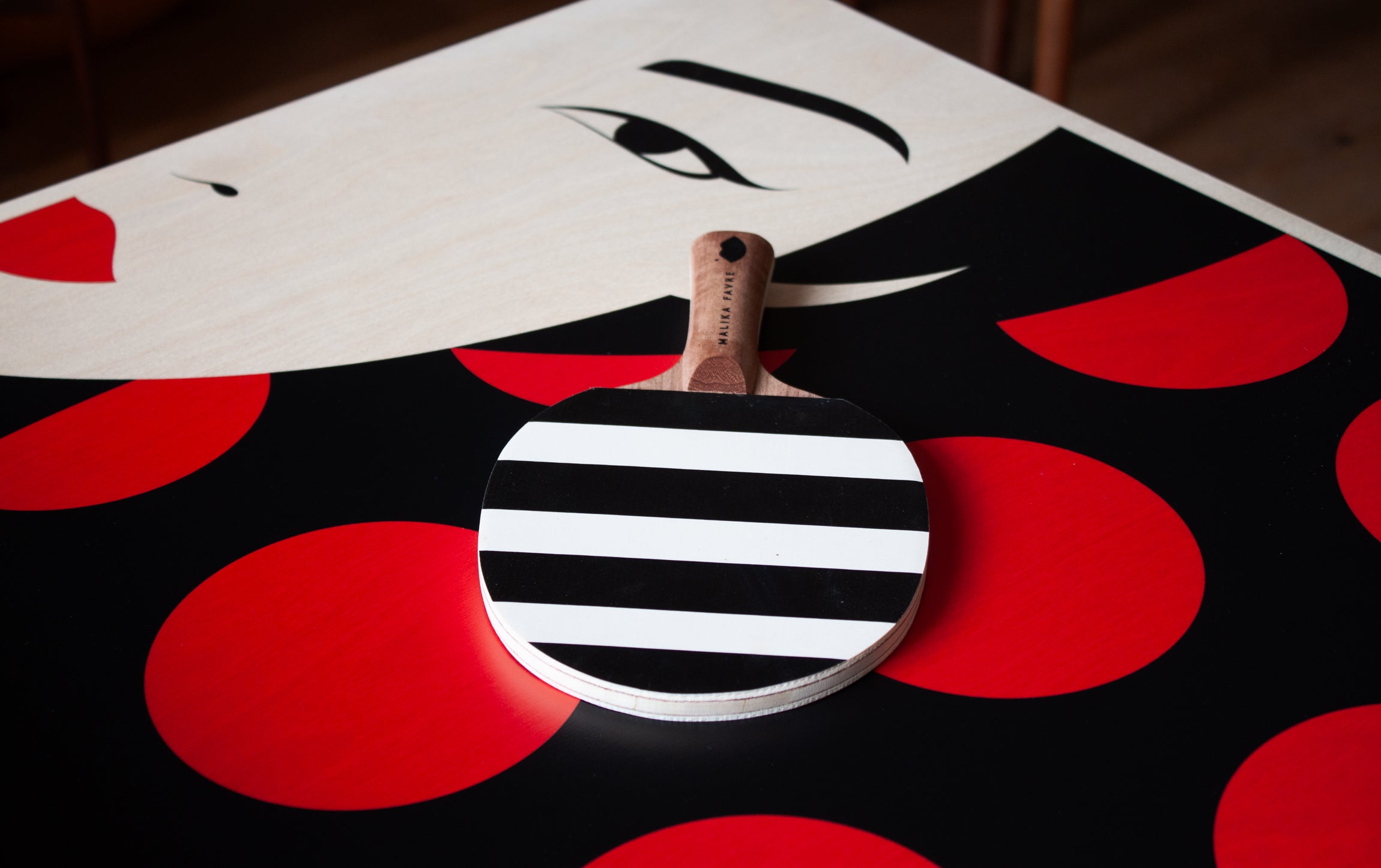Malika Favre Art Table - Thumbnail 5